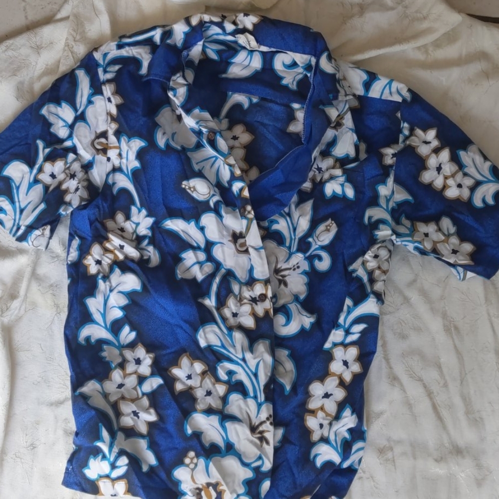 Hawaiian shirt- made in Hawaii!